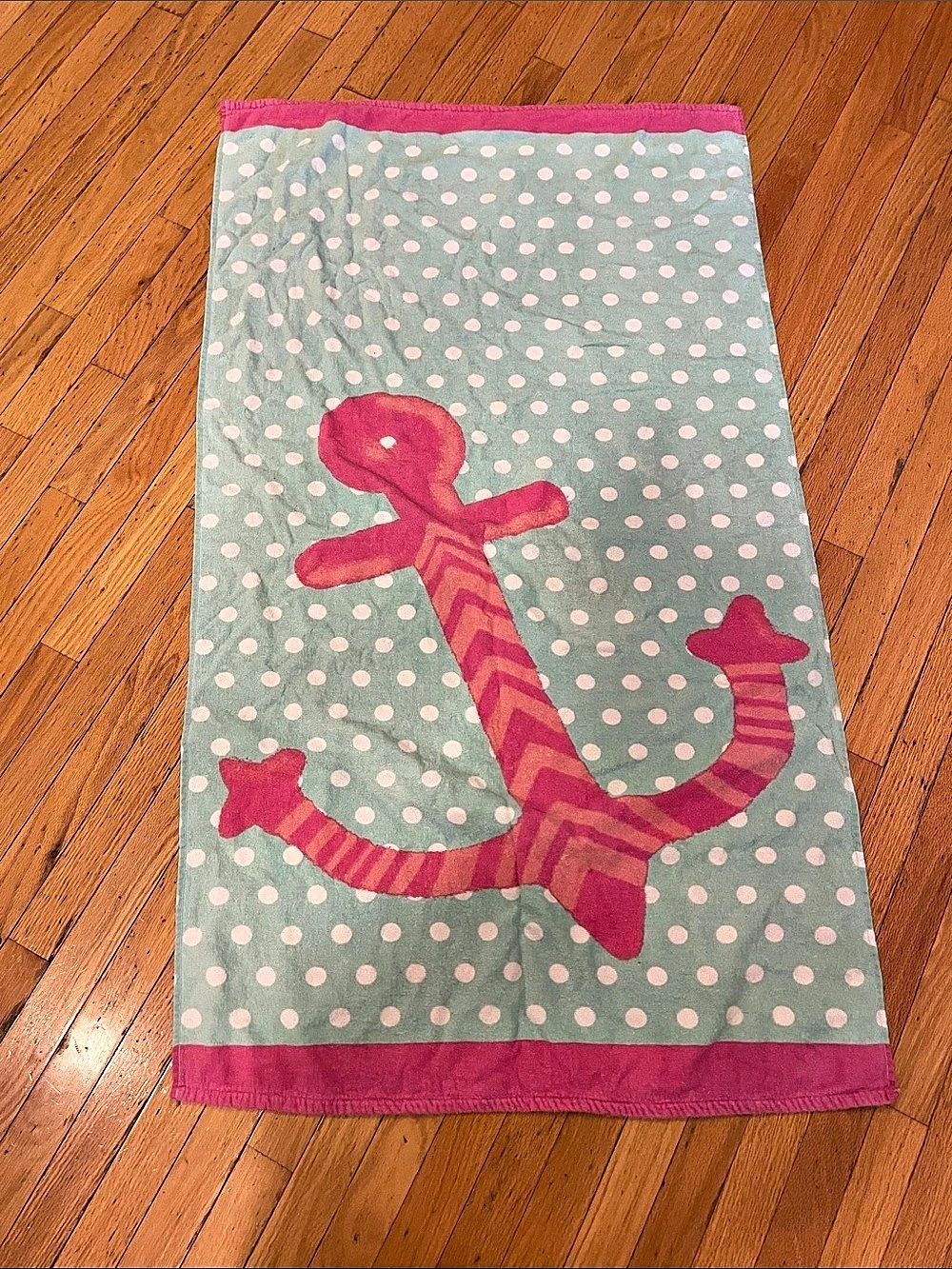 retro anchor Polka Dot Beach Towel